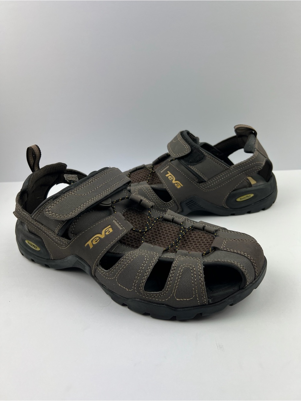 New Teva Men’s Forebay Outdoor Hiking Sandals Closed Toe  Coffee Brown Size 11